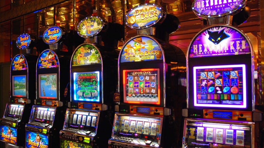 Live Casinos and Traditional Casinos 2020